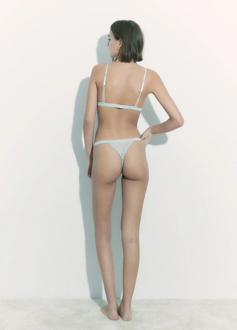Tanga Satijn Kant
